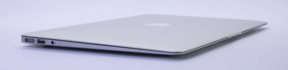 Apple MacBook Air A1466 2014 13.3 inch 128GB SSD price in Pakistan